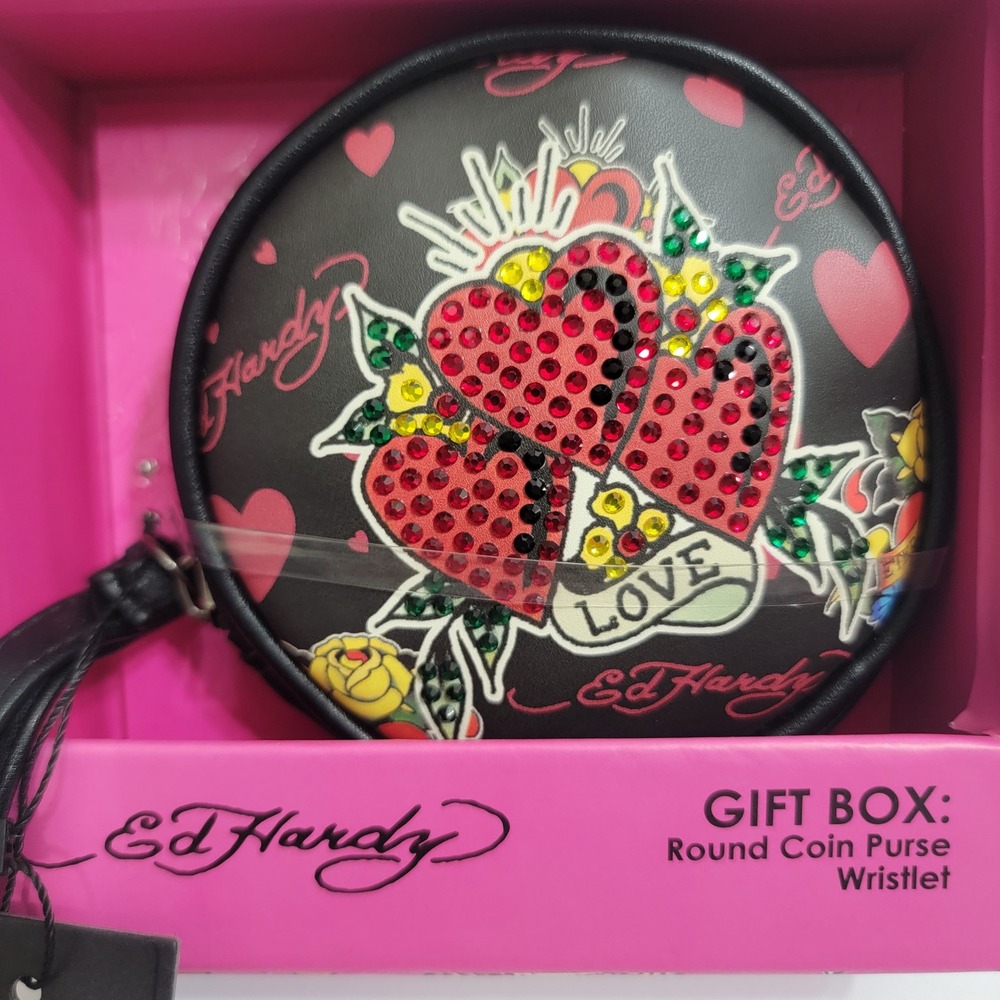 NEW Ed Hardy Y2K Rhinestone Hearts Love Round Coin Purse Wristlet Gift Boxed
